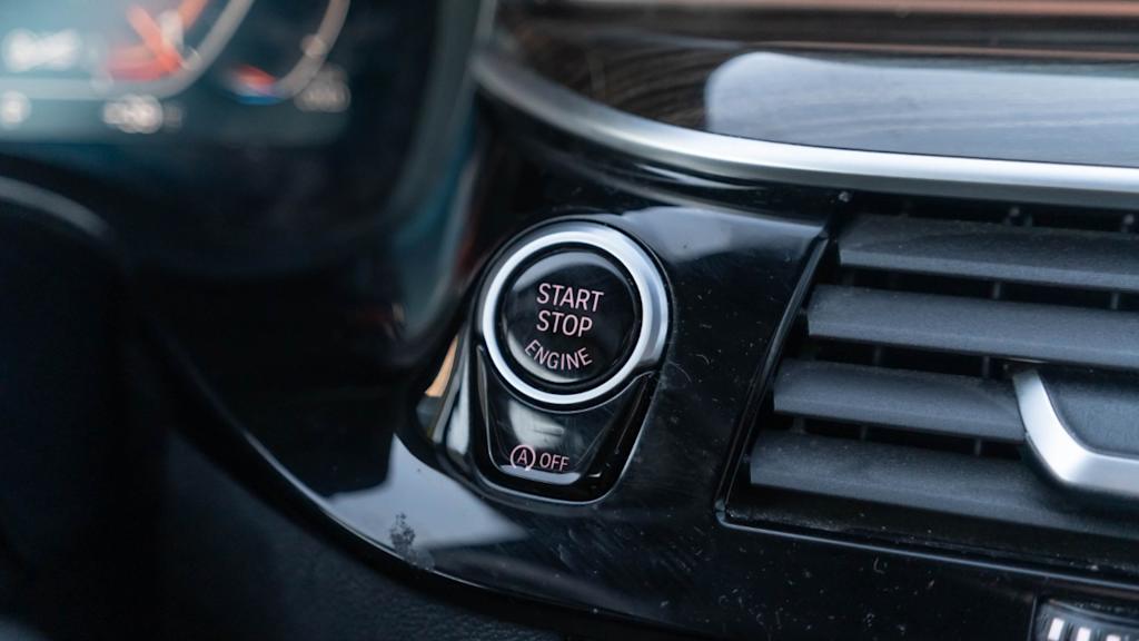 Thumbnail: 2020 BMW 5 Series - 40