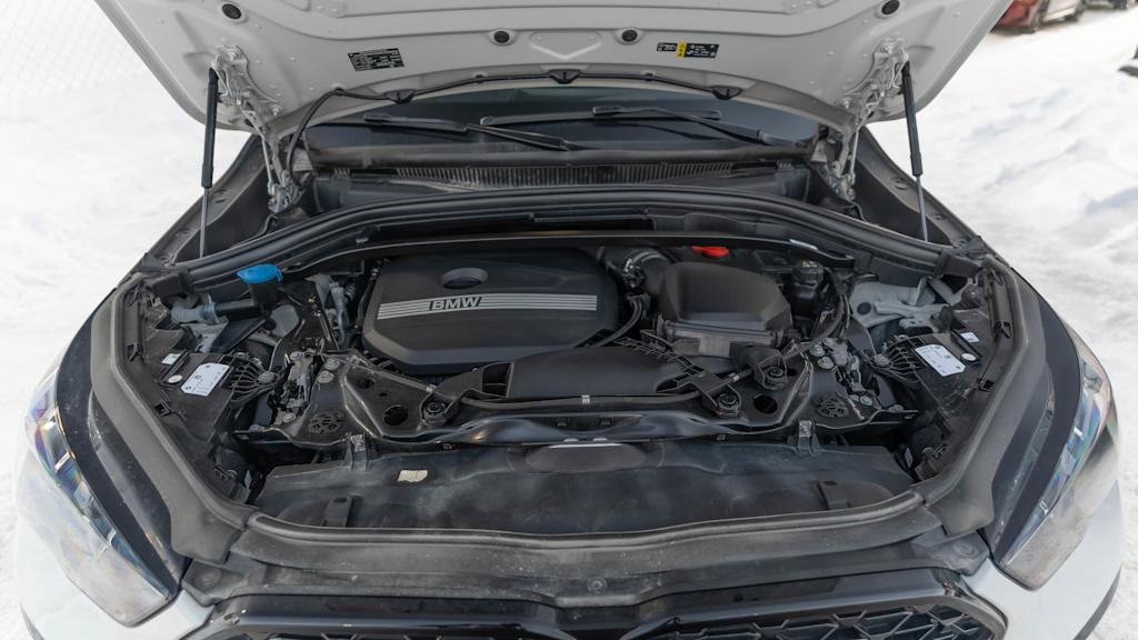 Thumbnail: 2025 BMW X2 - 8