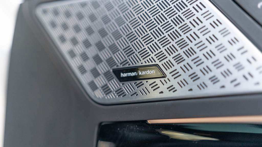 Thumbnail: 2025 BMW X2 - 26