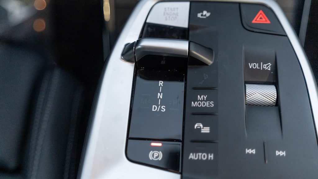 Thumbnail: 2025 BMW X2 - 14