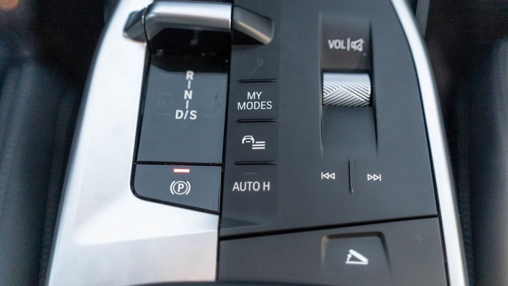 Thumbnail: 2025 BMW X2 - 38