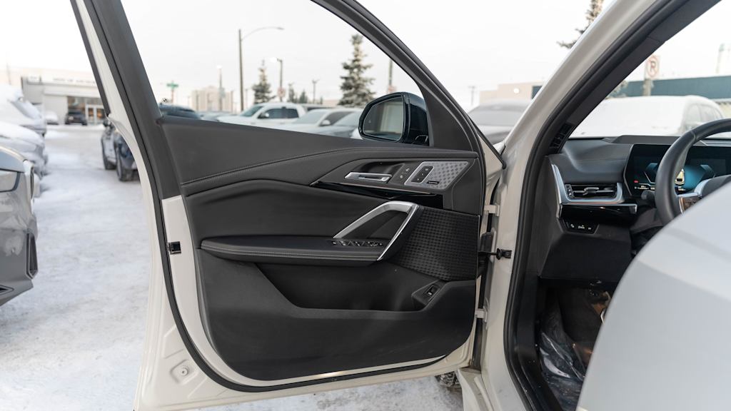 Thumbnail: 2025 BMW X2 - 47