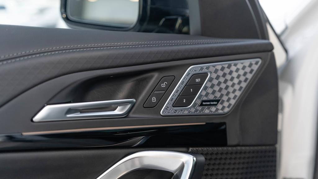 Thumbnail: 2025 BMW X2 - 49