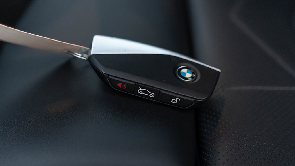 Thumbnail: 2025 BMW X2 - 17