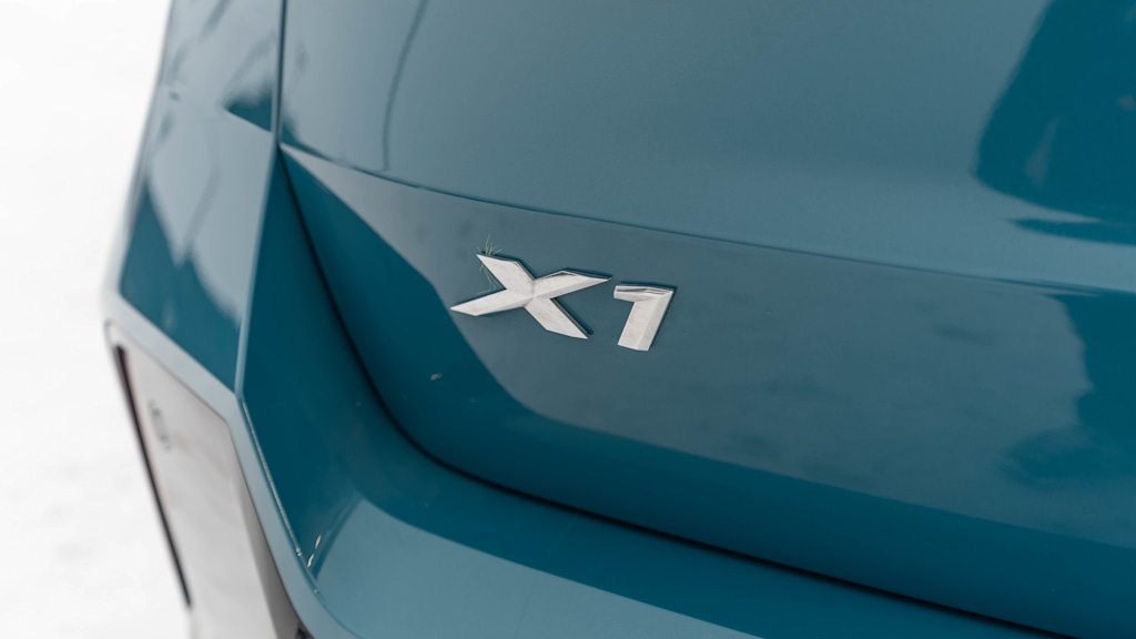 Thumbnail: 2025 BMW X1 - 6