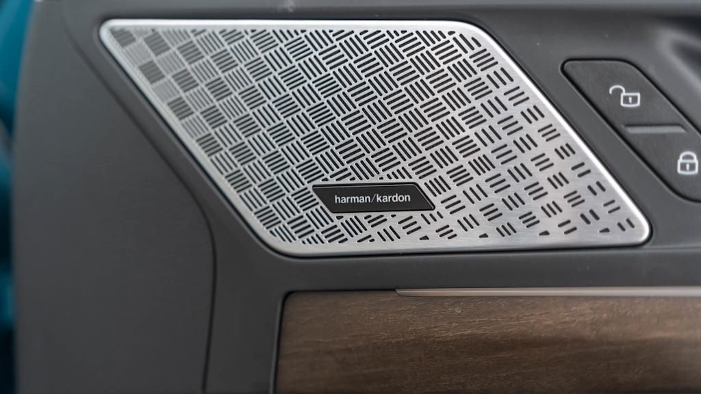 Thumbnail: 2025 BMW X1 - 25