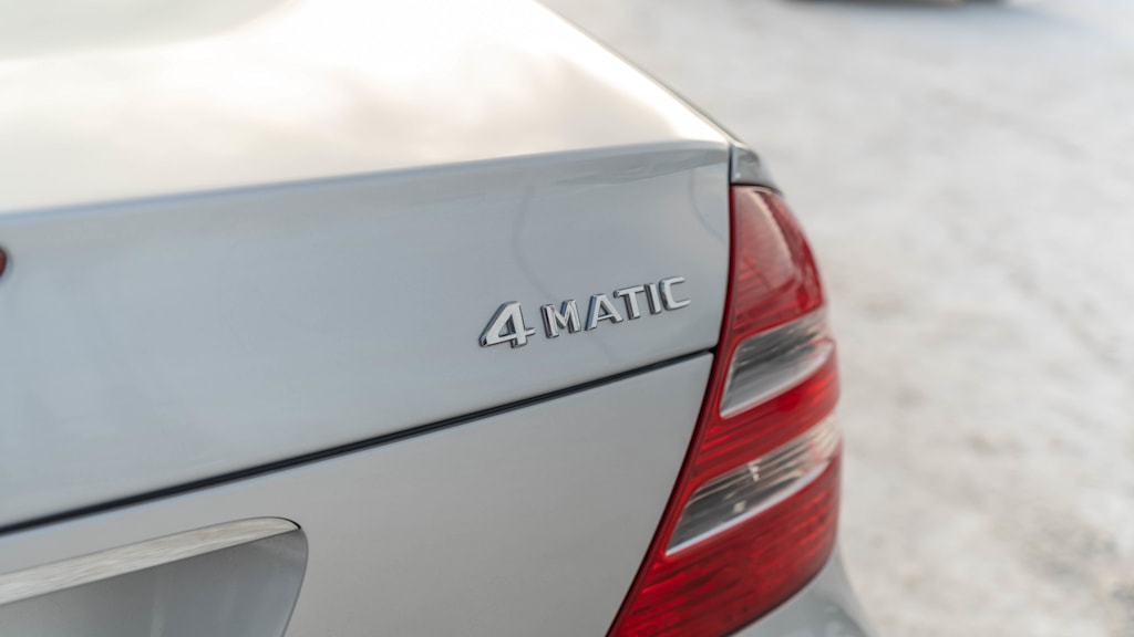 Thumbnail: 2004 Mercedes-Benz E-Class - 21