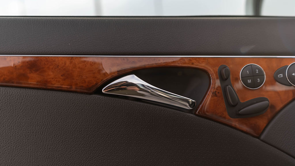 Thumbnail: 2004 Mercedes-Benz E-Class - 53