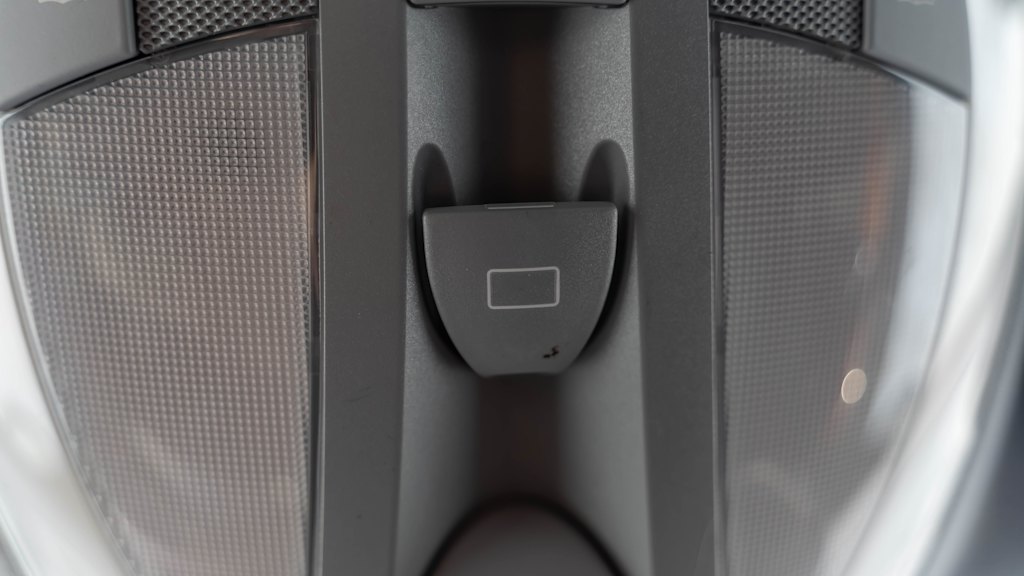 Thumbnail: 2004 Mercedes-Benz E-Class - 87