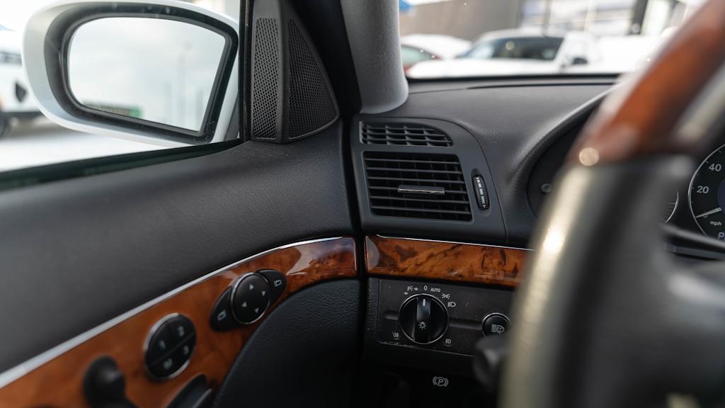 Thumbnail: 2004 Mercedes-Benz E-Class - 90