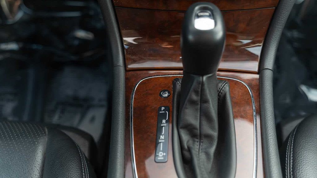 Thumbnail: 2004 Mercedes-Benz E-Class - 58