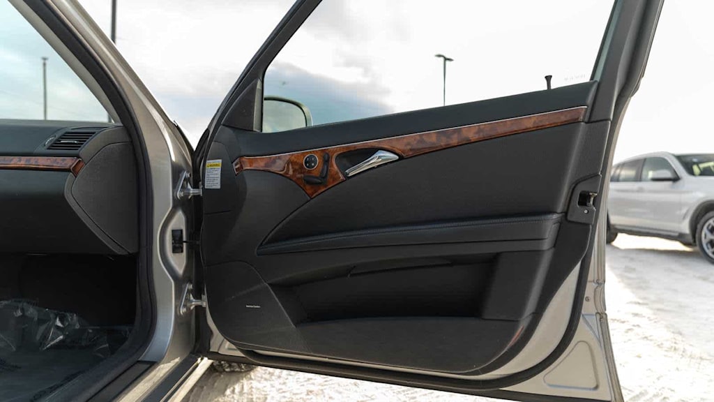 Thumbnail: 2004 Mercedes-Benz E-Class - 34