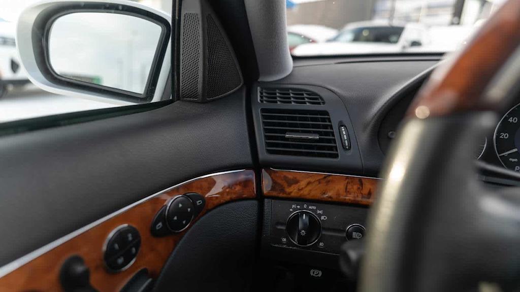 Thumbnail: 2004 Mercedes-Benz E-Class - 115