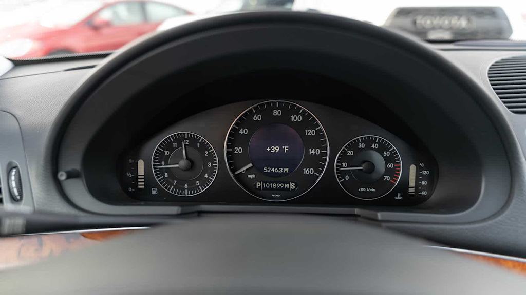 Thumbnail: 2004 Mercedes-Benz E-Class - 17