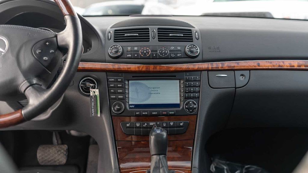 Thumbnail: 2004 Mercedes-Benz E-Class - 79