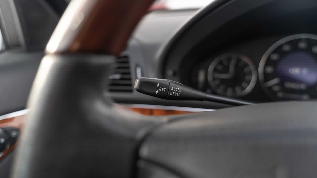 Thumbnail: 2004 Mercedes-Benz E-Class - 85