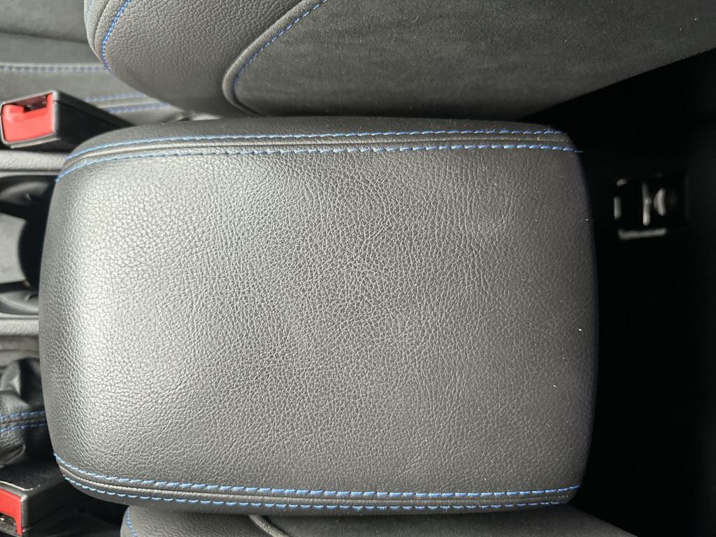 Thumbnail: 2017 Ford Focus - 8