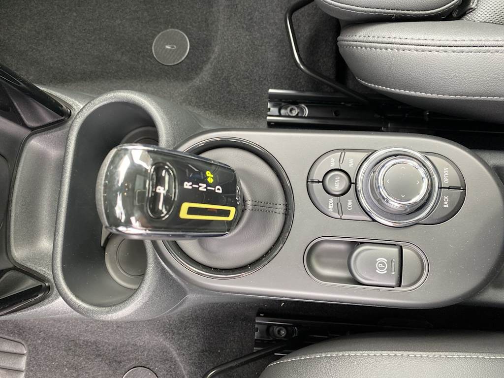 Thumbnail: 2024 MINI Cooper - 10