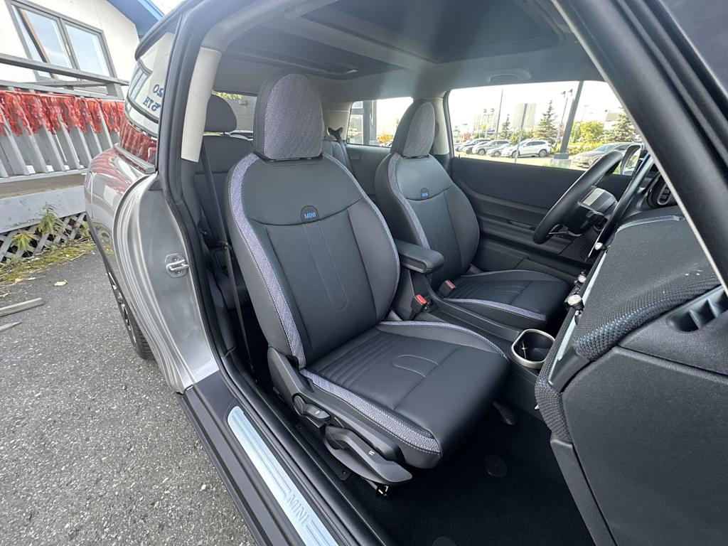 Thumbnail: 2025 MINI Cooper - 22