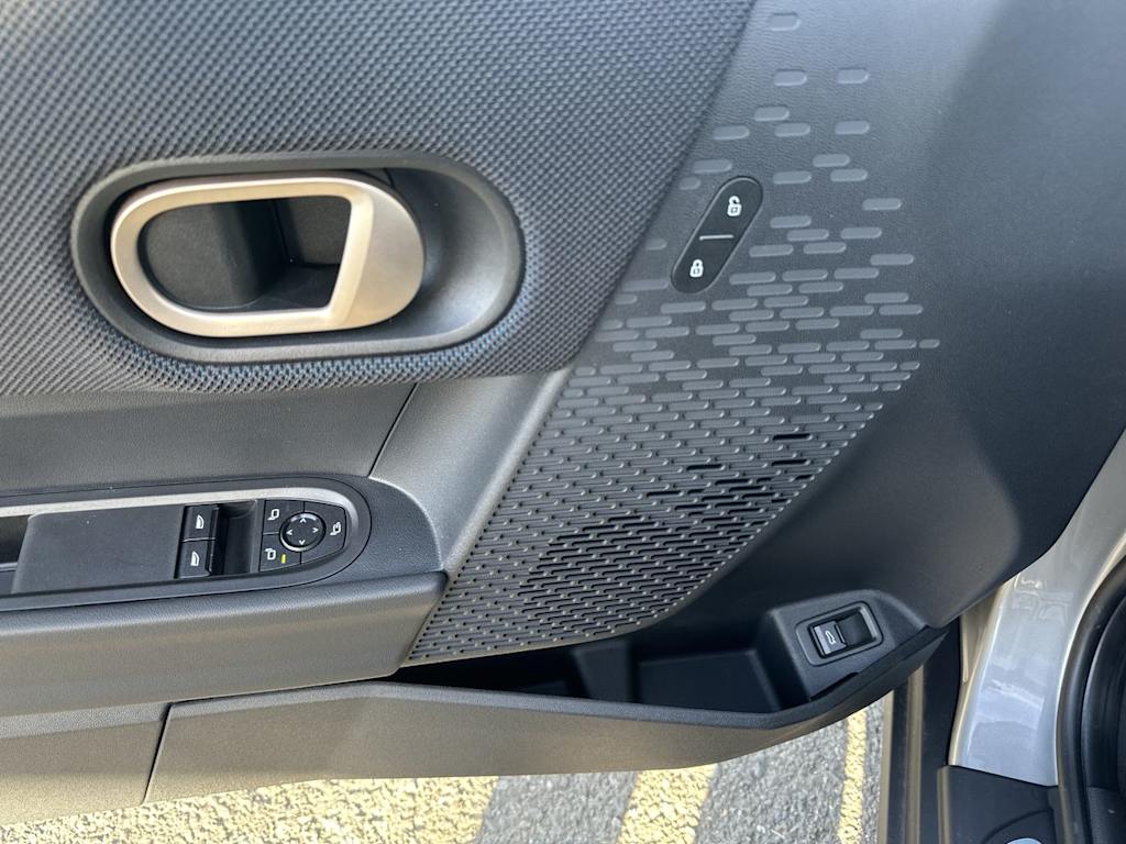 Thumbnail: 2025 MINI Cooper - 15