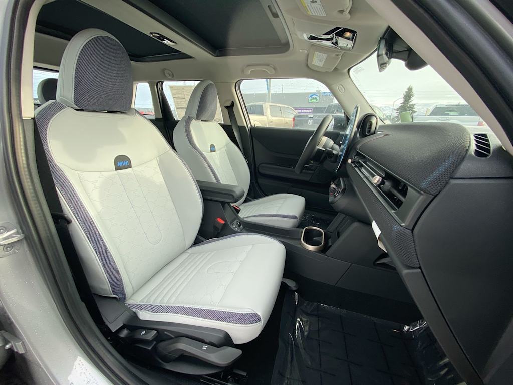 Thumbnail: 2025 MINI Cooper - 18