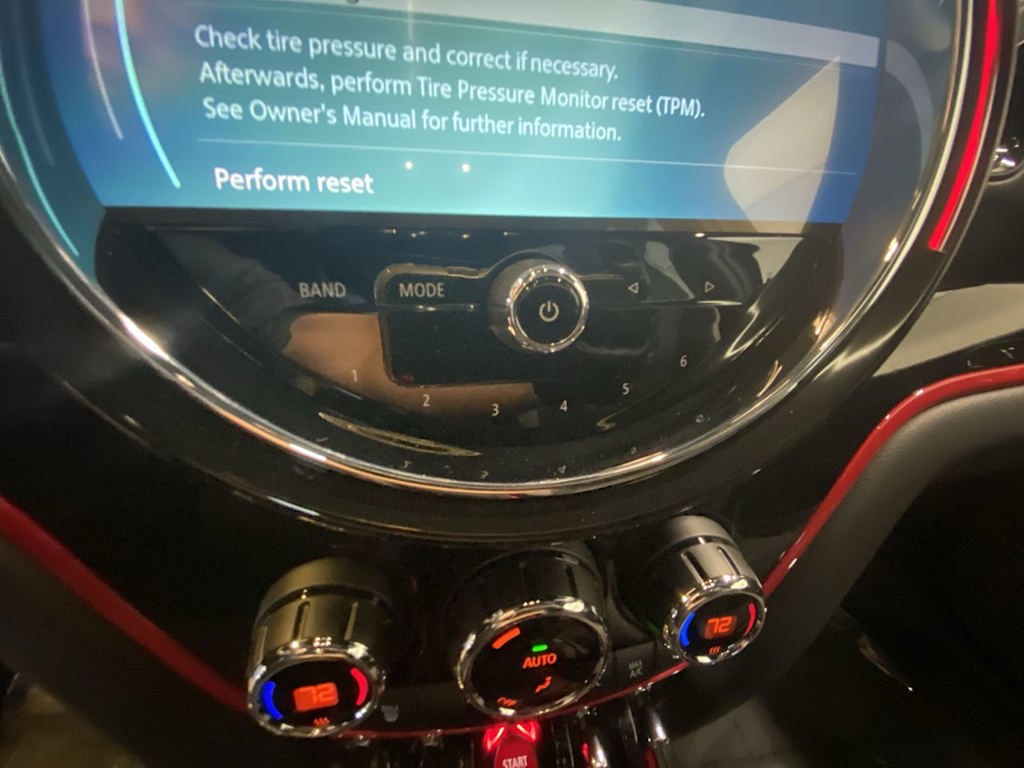 Thumbnail: 2024 MINI Cooper Countryman - 10