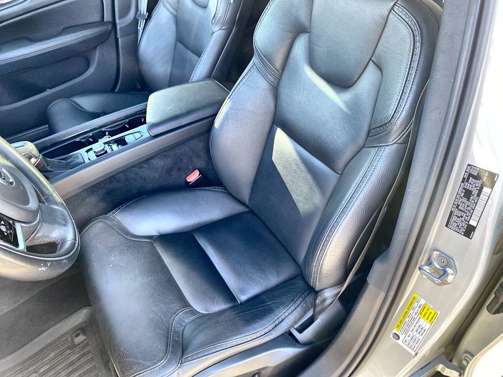 Thumbnail: 2020 Volvo V60 - 7