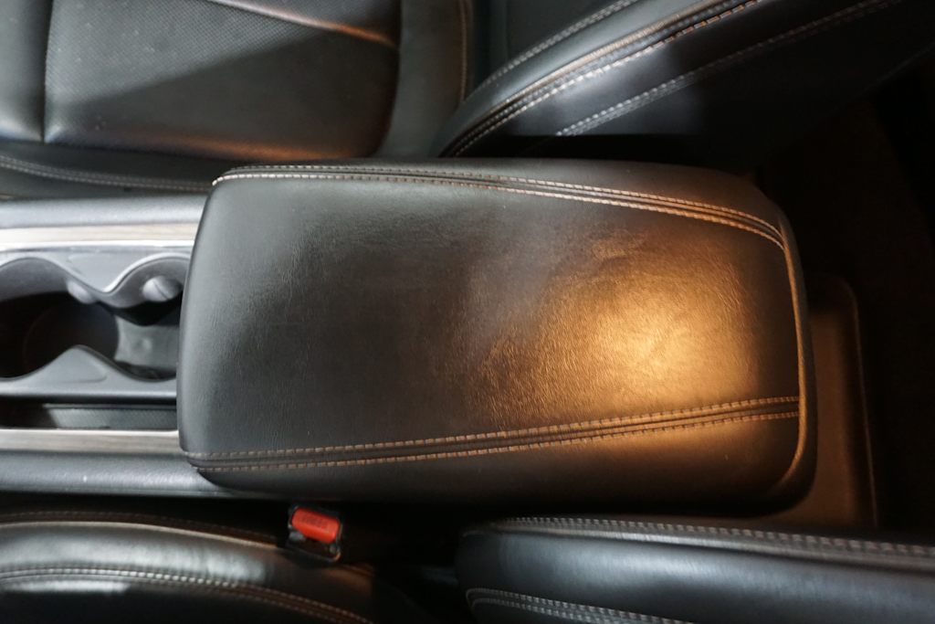 Thumbnail: 2015 Chrysler 200 - 23