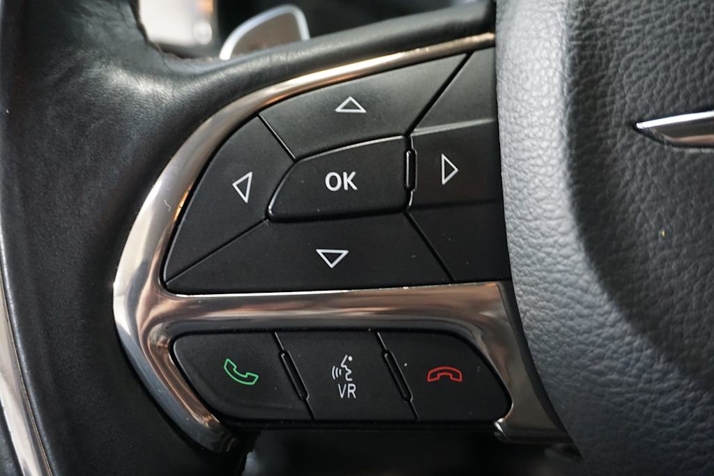 Thumbnail: 2015 Chrysler 200 - 24