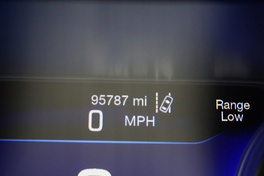 Thumbnail: 2015 Chrysler 200 - 27