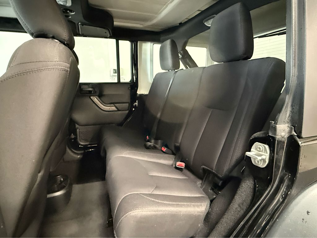 Thumbnail: 2018 Jeep Wrangler - 11