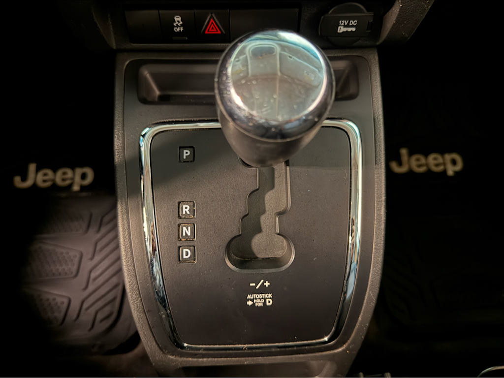 Thumbnail: 2015 Jeep Patriot - 24
