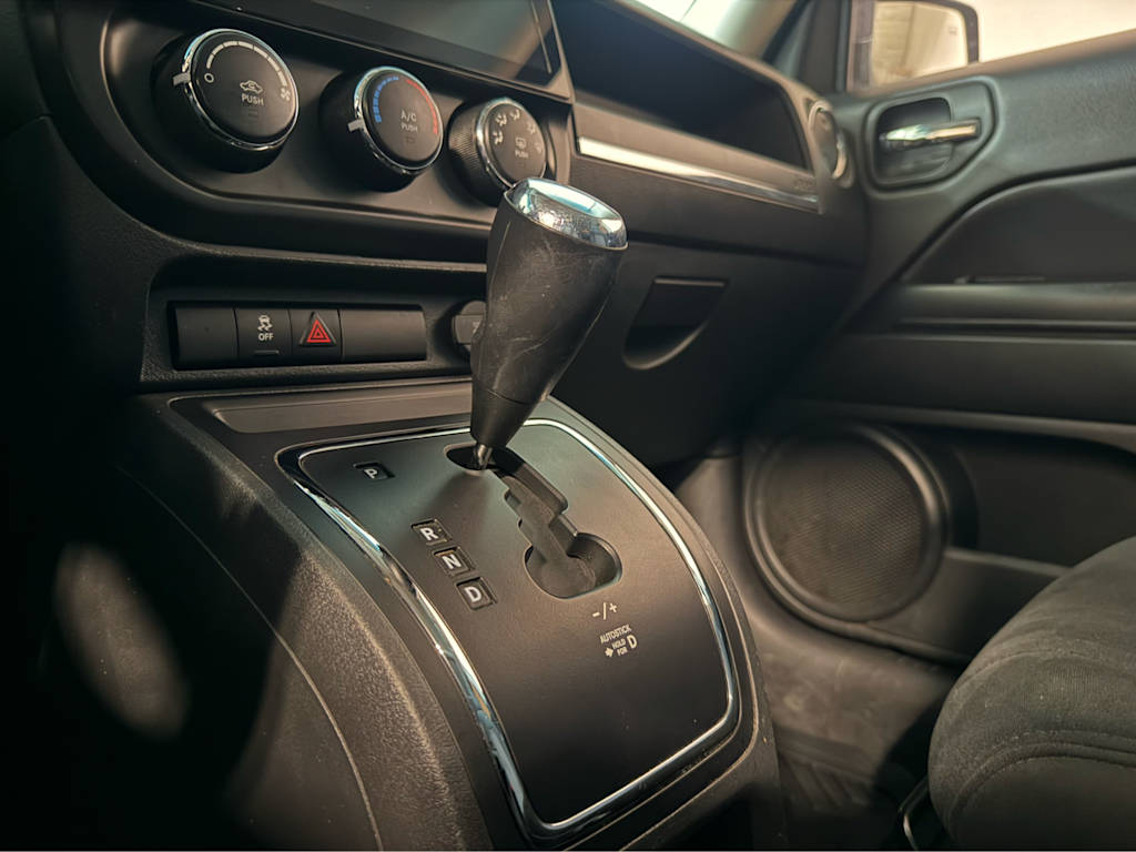 Thumbnail: 2015 Jeep Patriot - 25