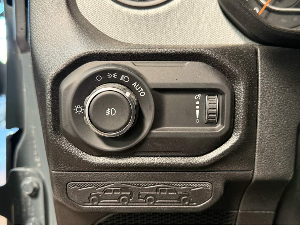 Thumbnail: 2026 Jeep Wrangler - 27