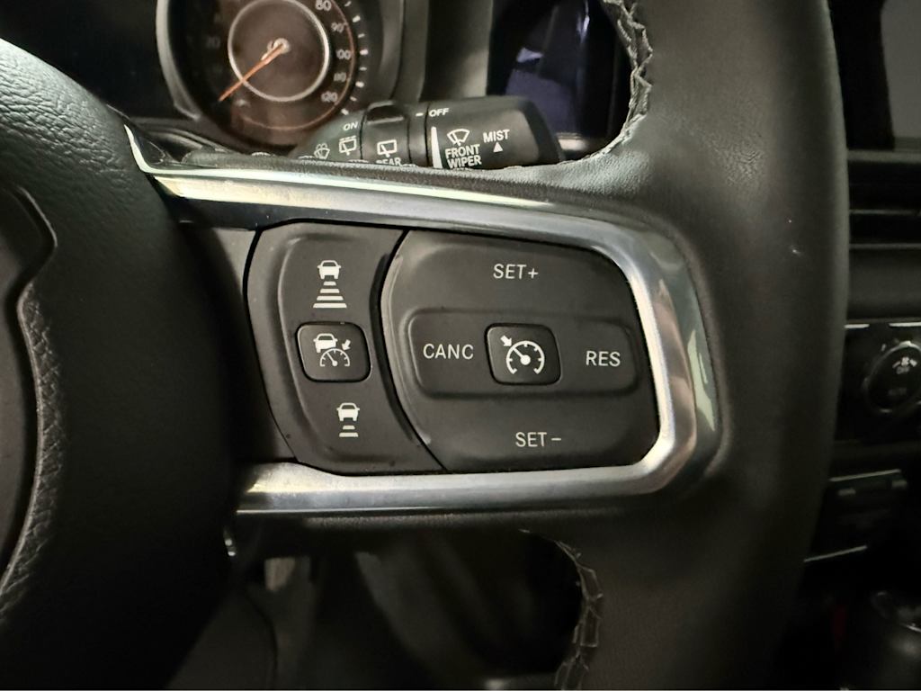 Thumbnail: 2025 Jeep Wrangler - 21