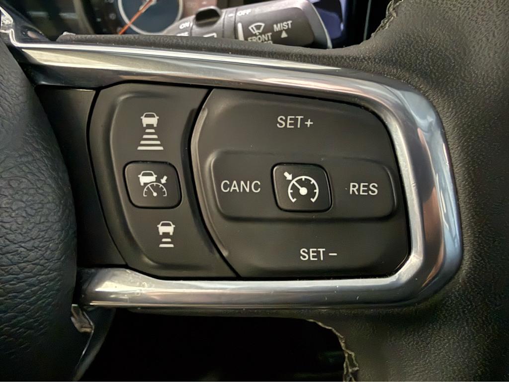 Thumbnail: 2025 Jeep Wrangler - 22