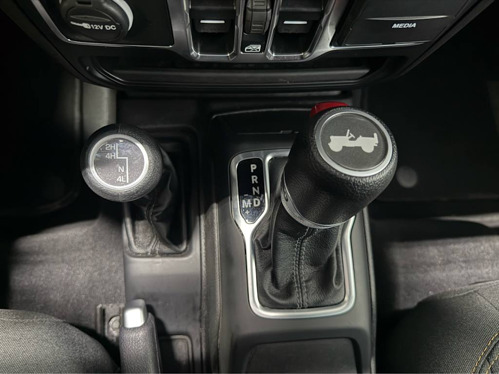 Thumbnail: 2025 Jeep Wrangler - 25