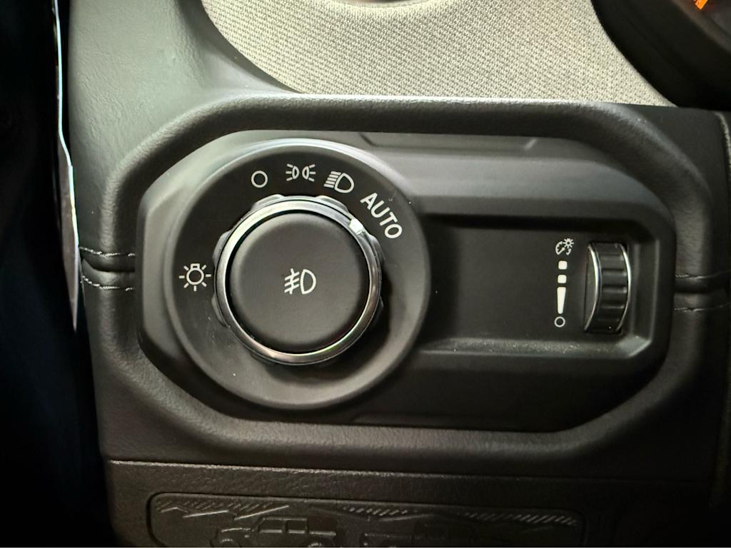 Thumbnail: 2025 Jeep Wrangler - 27