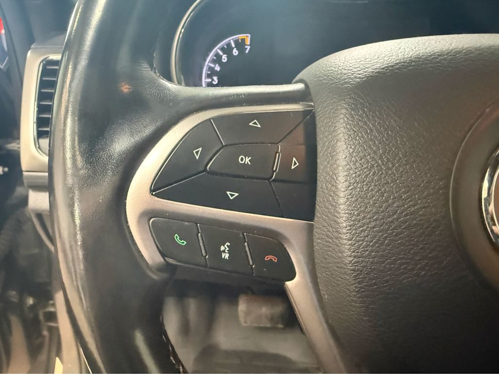 Thumbnail: 2021 Jeep Grand Cherokee - 20