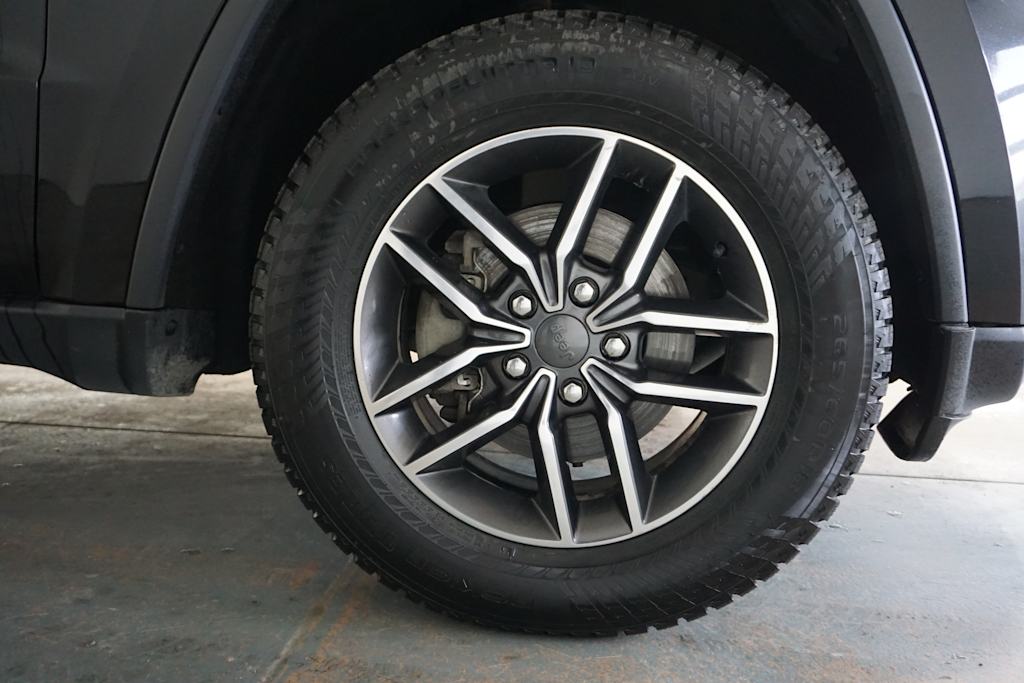 2020 Jeep Grand Cherokee Limited Edition 21