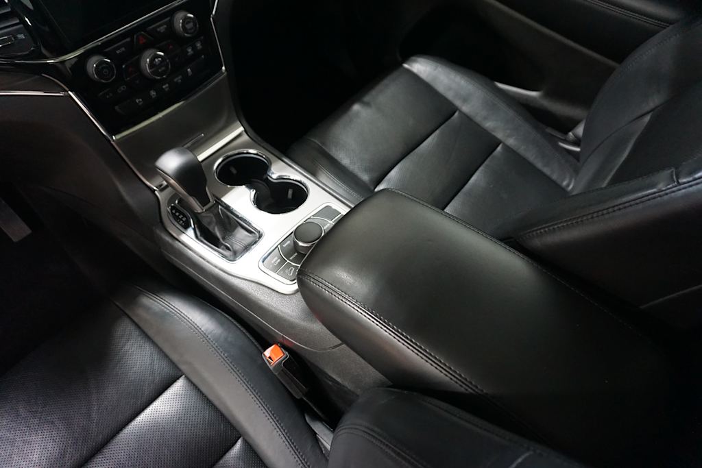 2020 Jeep Grand Cherokee Limited Edition 22