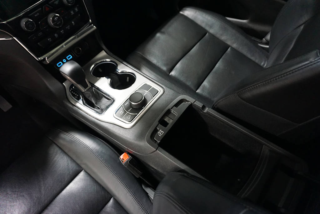 2020 Jeep Grand Cherokee Limited Edition 23