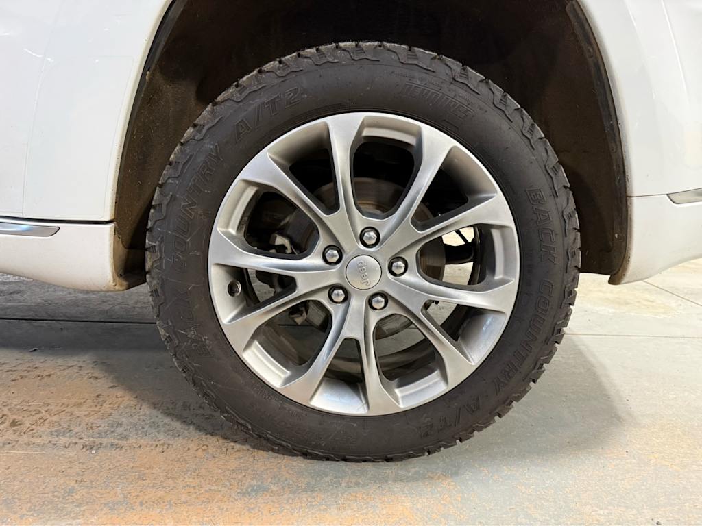 Thumbnail: 2019 Jeep Grand Cherokee - 16