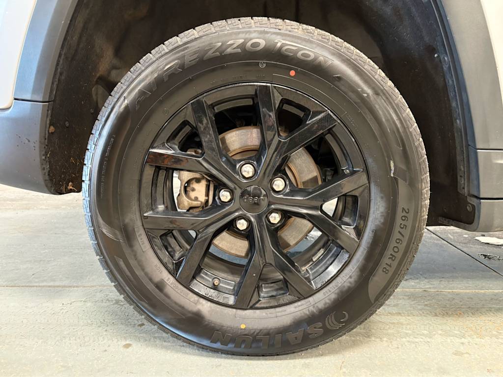 Thumbnail: 2024 Jeep Grand Cherokee - 20