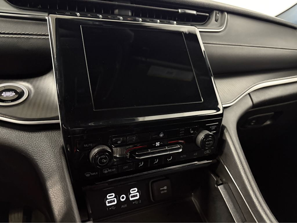 Thumbnail: 2024 Jeep Grand Cherokee - 13