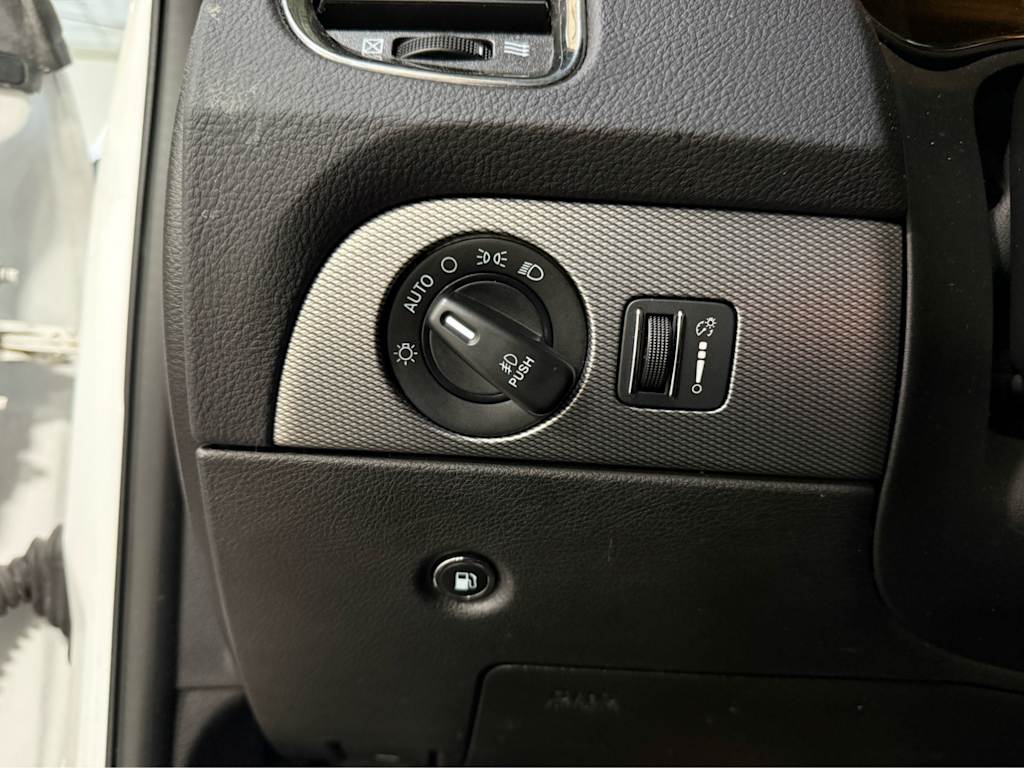 Thumbnail: 2019 Dodge Durango - 24