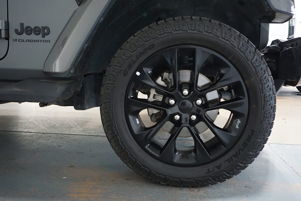 Thumbnail: 2023 Jeep Gladiator - 18