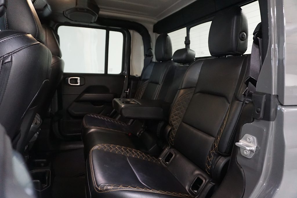 Thumbnail: 2023 Jeep Gladiator - 19