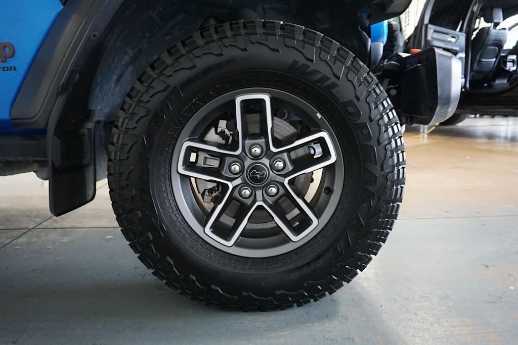 Thumbnail: 2024 Jeep Gladiator - 21