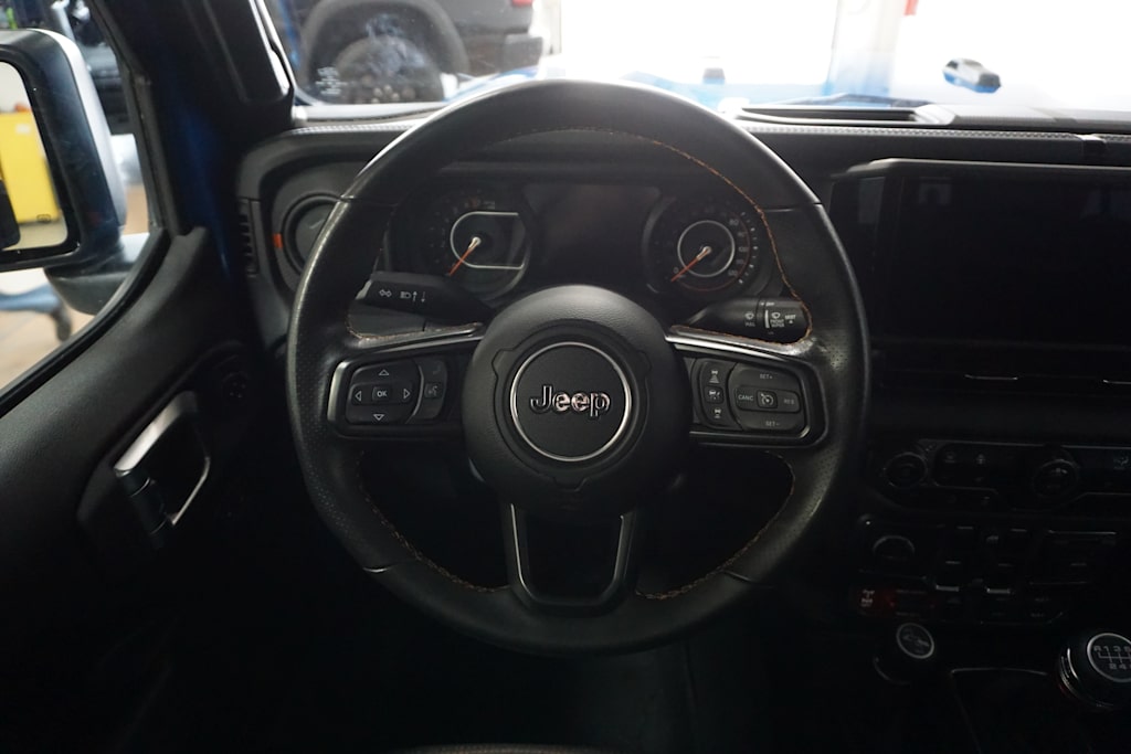 Thumbnail: 2024 Jeep Gladiator - 8